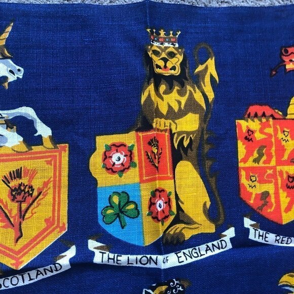 Vintage‎ Ulster Irish Linen Tea Towel Wall Art Crests THE QUEEN BEASTS New - Picture 4 of 11